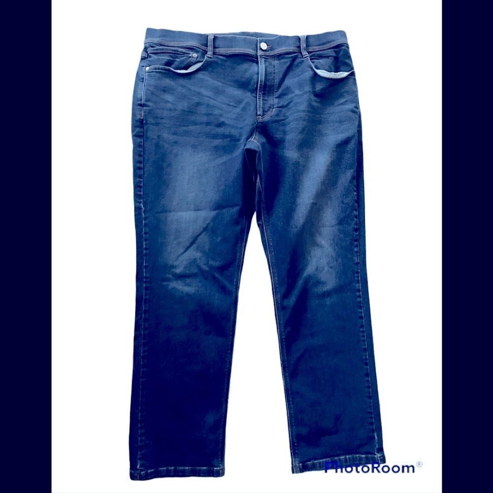 Ll Bean Comfort Waist stretchy waistband 5 pocket straight leg jeans, size 40/30 - Picture 4 of 5